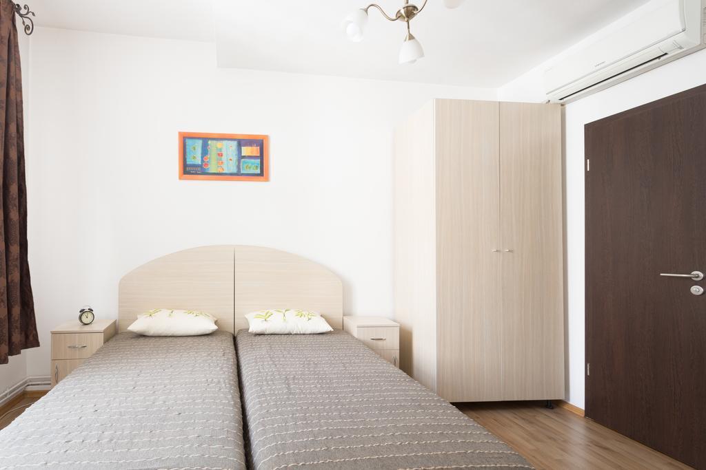 Vatra Accommodation Bucureşti Exterior foto